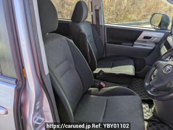 Used 2007 AT toyota noah ZRR70W Image[11]