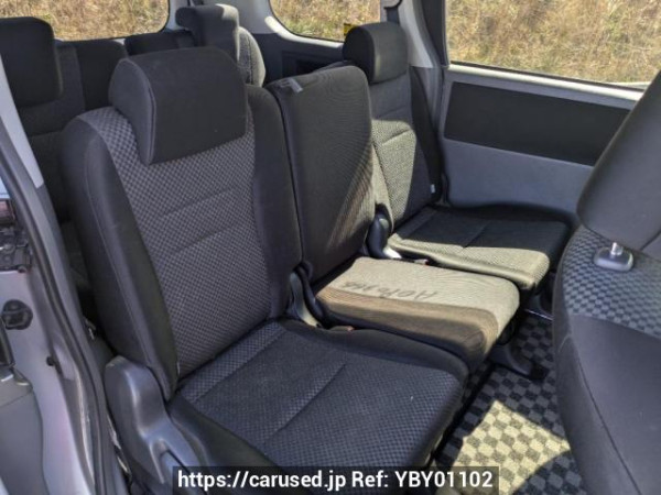 Used 2007 AT toyota noah ZRR70W Image[13]