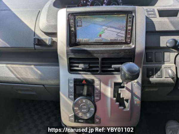 Used 2007 AT toyota noah ZRR70W Image[20]