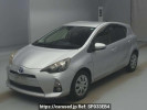 Toyota Aqua NHP10