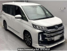 Toyota Noah ZWR90W