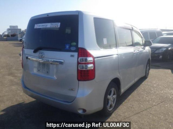 Used 2013 AT toyota noah ZRR70G Image[6]