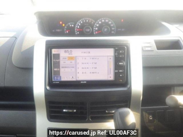 Used 2013 AT toyota noah ZRR70G Image[19]