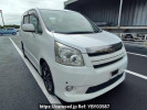 Toyota Noah ZRR70W