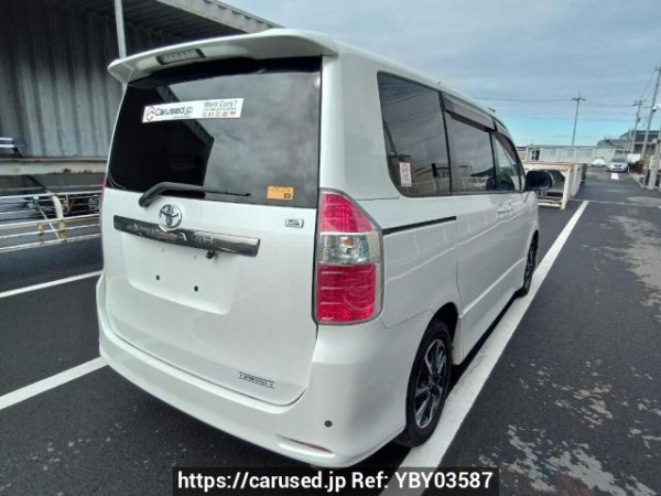 Used 2007 AT toyota noah ZRR70W Image[6]