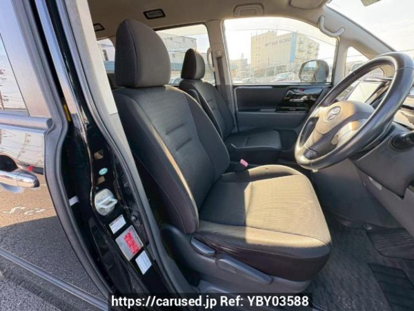 Used 2008 AT toyota voxy ZRR70W Image[12]