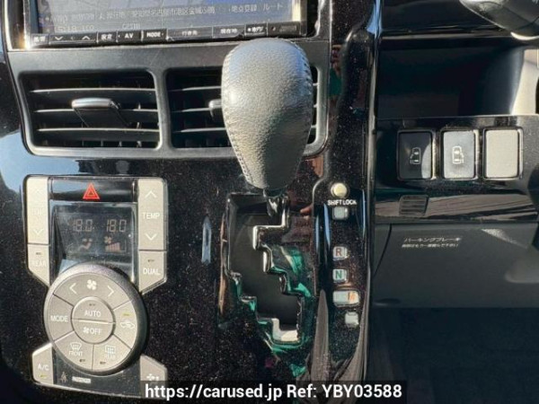 Used 2008 AT toyota voxy ZRR70W Image[28]