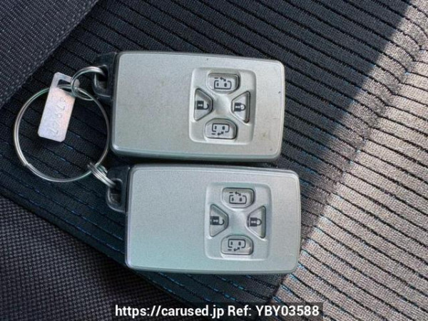 Used 2008 AT toyota voxy ZRR70W Image[31]