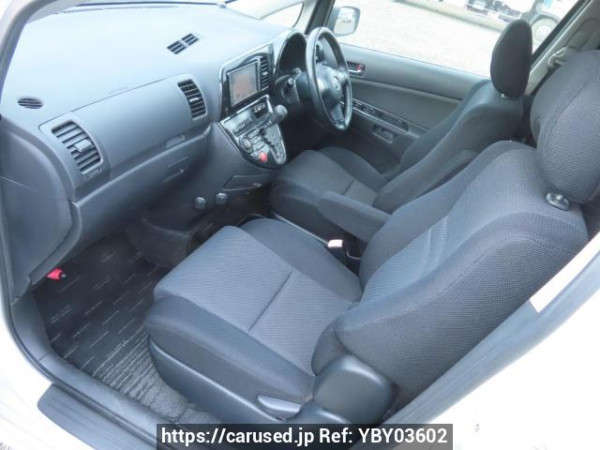 Used 2004 AT toyota wish ZNE10G Image[16]