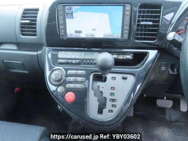 Used 2004 AT toyota wish ZNE10G Image[26]