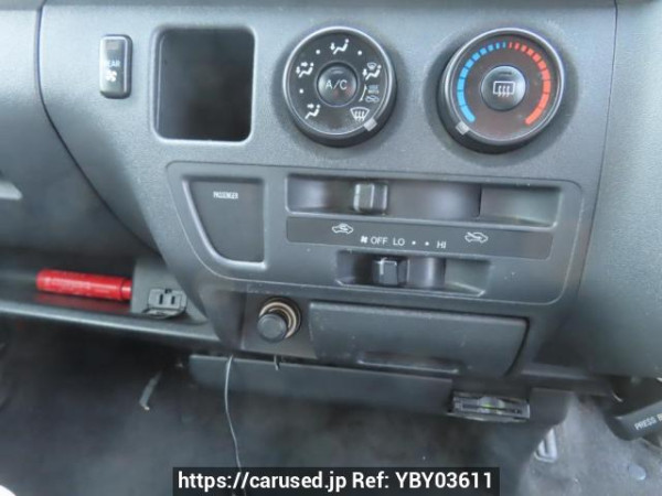 Used 2004 AT toyota hiace-van KDH200V Image[32]