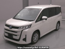 Toyota Noah ZWR90W