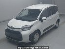 Toyota Sienta MXPC10G