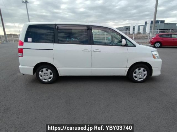 Used 2005 AT toyota noah AZR60G Image[7]
