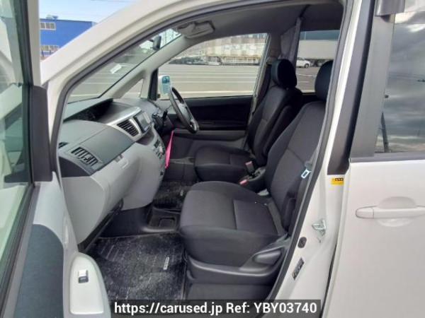 Used 2005 AT toyota noah AZR60G Image[14]