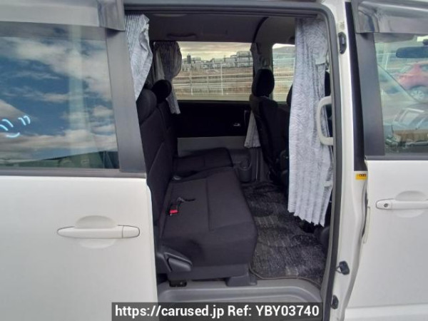 Used 2005 AT toyota noah AZR60G Image[15]