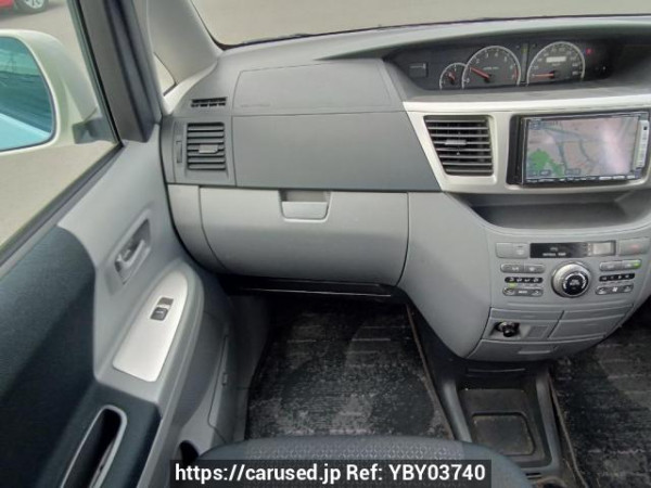 Used 2005 AT toyota noah AZR60G Image[18]