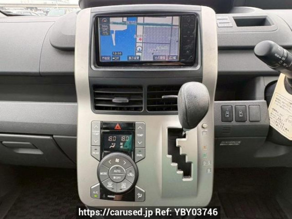 Used 2009 AT toyota noah ZRR70G Image[20]