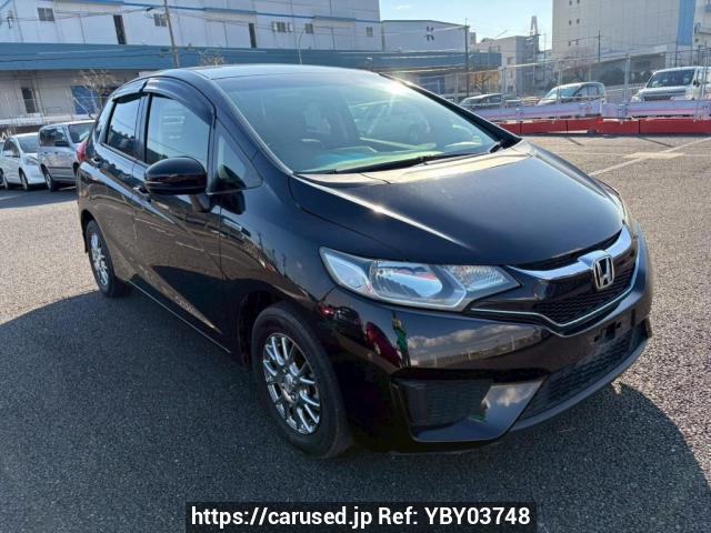 Buy Used 2016 Honda Fit GP5 (YBY03748) - Carused.jp