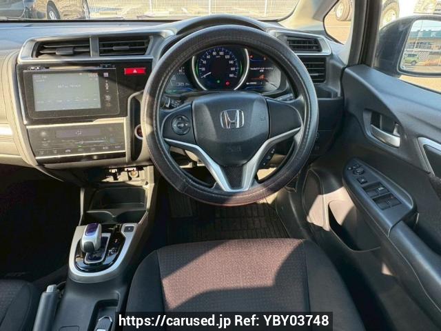 Buy Used 2016 Honda Fit GP5 (YBY03748) - Carused.jp