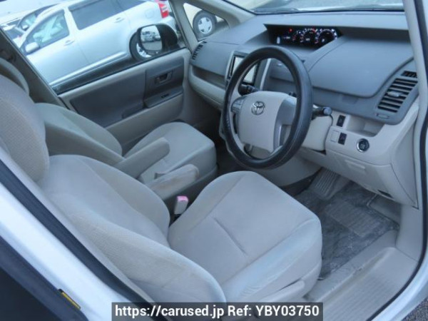 Used 2010 AT toyota noah ZRR70G Image[13]