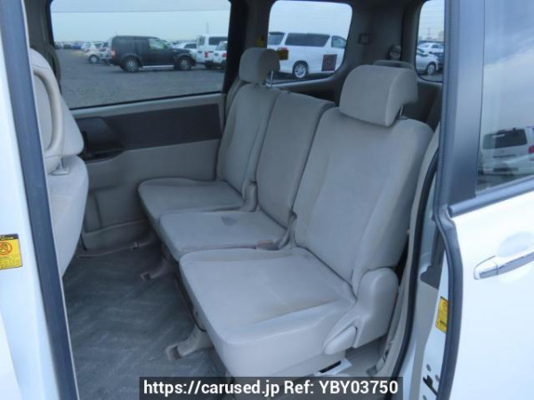 Used 2010 AT toyota noah ZRR70G Image[21]