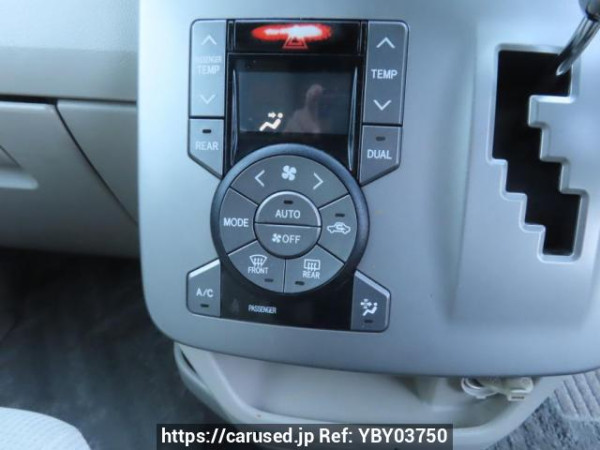 Used 2010 AT toyota noah ZRR70G Image[32]