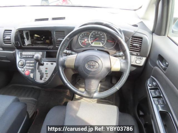 Used 2004 AT toyota wish ZNE10G Image[15]