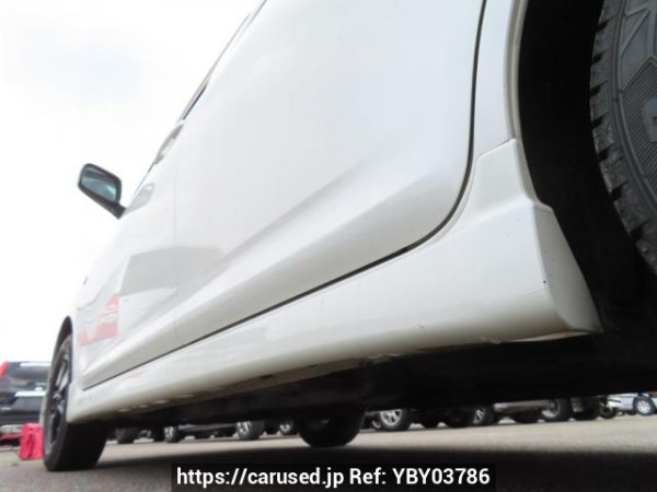 Used 2004 AT toyota wish ZNE10G Image[34]