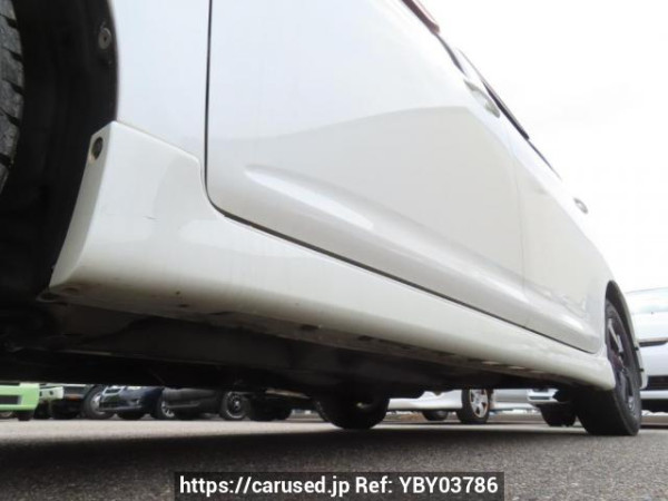 Used 2004 AT toyota wish ZNE10G Image[35]