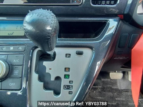 Used 2006 AT toyota wish ZNE10G Image[24]