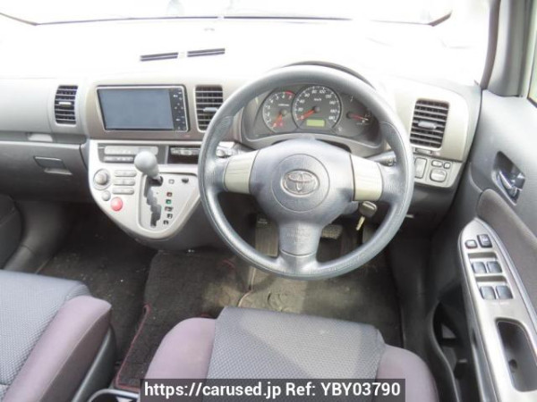 Used 2003 AT toyota wish ZNE14G Image[15]
