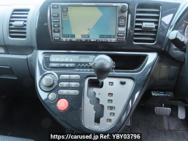 Used 2003 AT toyota wish ZNE10G Image[28]