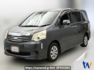 Toyota Noah ZRR70G