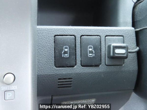 Used 2009 AT toyota voxy ZRR70W Image[29]
