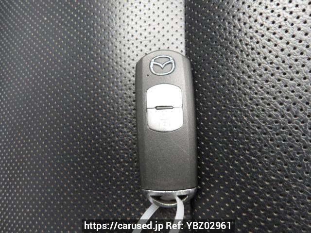 Buy Used 2013 Mazda CX-5 KE2FW (YBZ02961) - Carused.jp