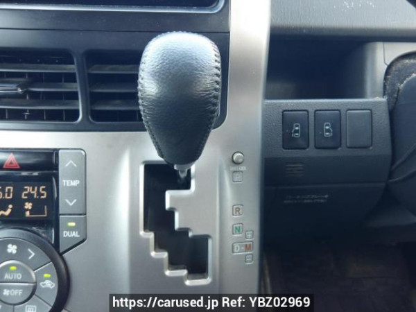 Used 2009 AT toyota voxy ZRR70W Image[26]