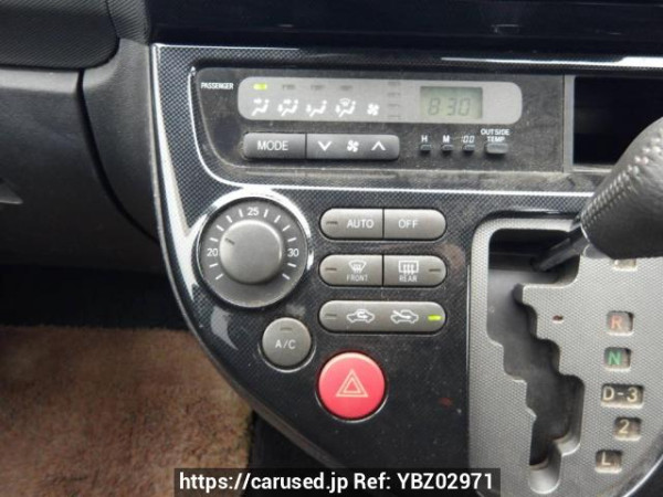 Used 2004 AT toyota wish ZNE10G Image[23]