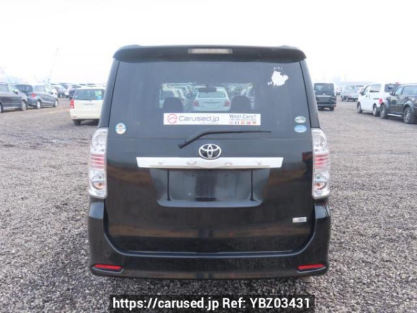 Used 2009 AT toyota voxy ZRR70W Image[5]
