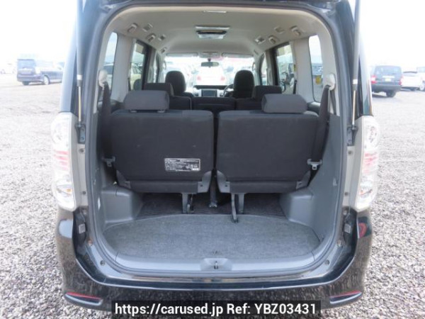 Used 2009 AT toyota voxy ZRR70W Image[8]
