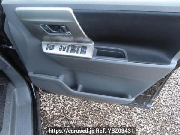 Used 2009 AT toyota voxy ZRR70W Image[25]