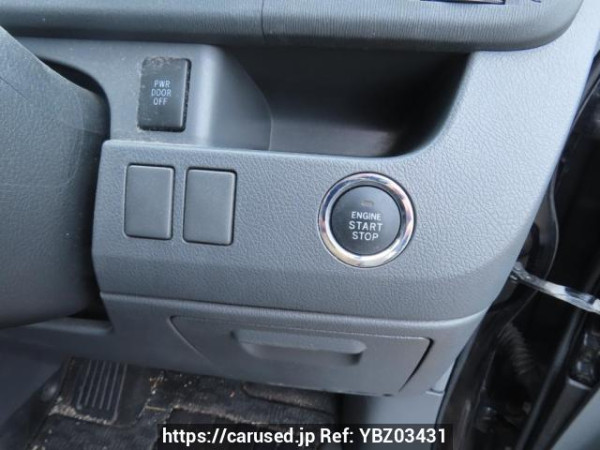 Used 2009 AT toyota voxy ZRR70W Image[29]
