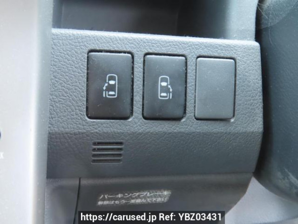 Used 2009 AT toyota voxy ZRR70W Image[30]