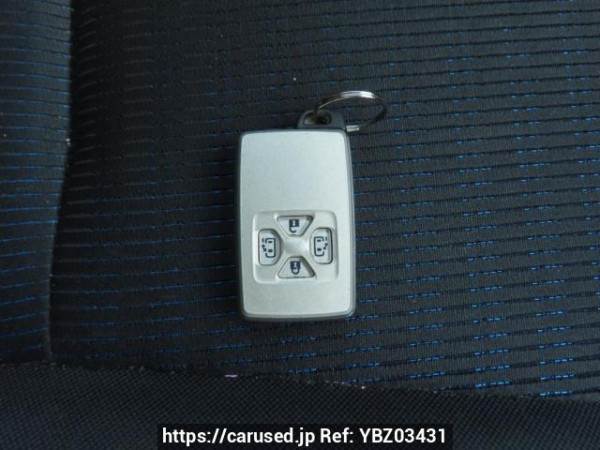 Used 2009 AT toyota voxy ZRR70W Image[49]