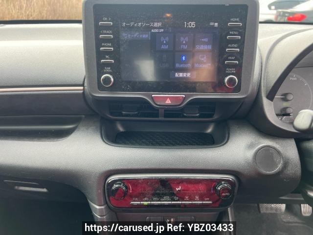 Buy Used 2021 Toyota YARIS MXPH10 (YBZ03433) - Carused.jp