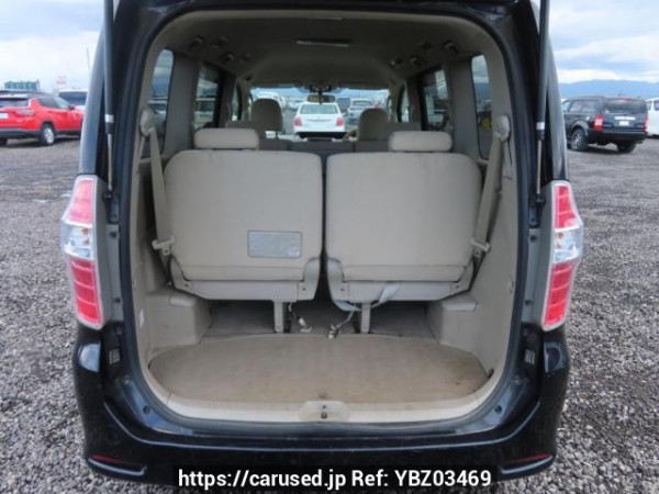 Used 2009 AT toyota noah ZRR70W Image[8]