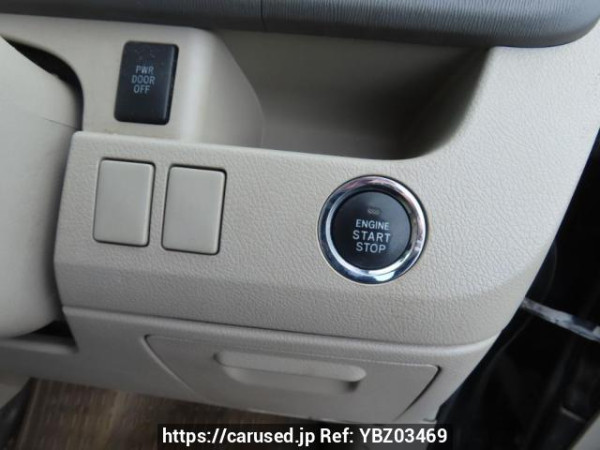 Used 2009 AT toyota noah ZRR70W Image[27]