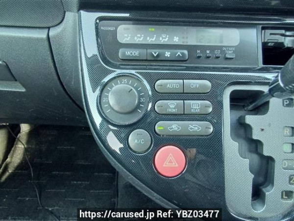 Used 2004 AT toyota wish ZNE10G Image[24]