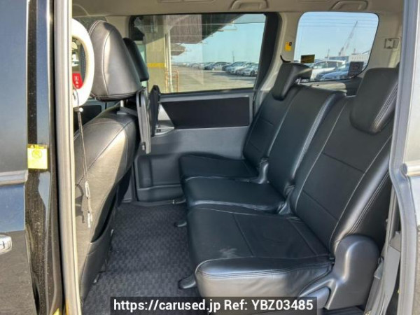 Used 2009 AT toyota noah ZRR70W Image[14]