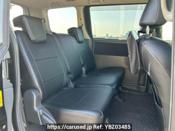 Used 2009 AT toyota noah ZRR70W Image[15]